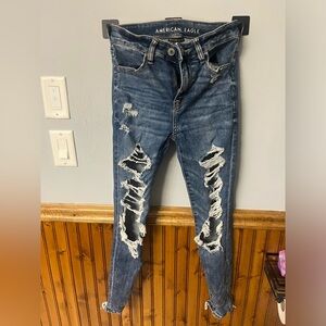 High Waisted Next Level Stretch American Eagle Rip Skinny Jeans - Size 2 Short
